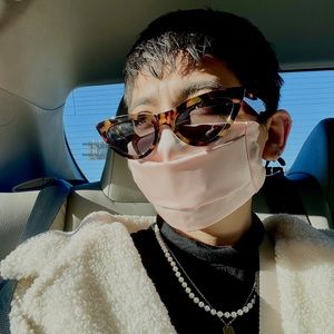 Meet your Posher, Briana